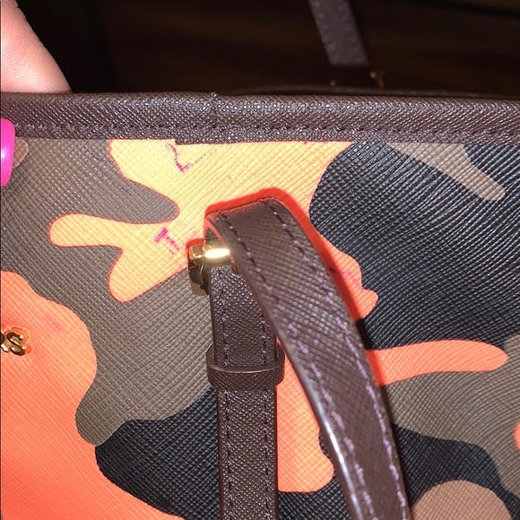 SOLD Michael Kors camouflage purse & wallet - Picture 3 of 7